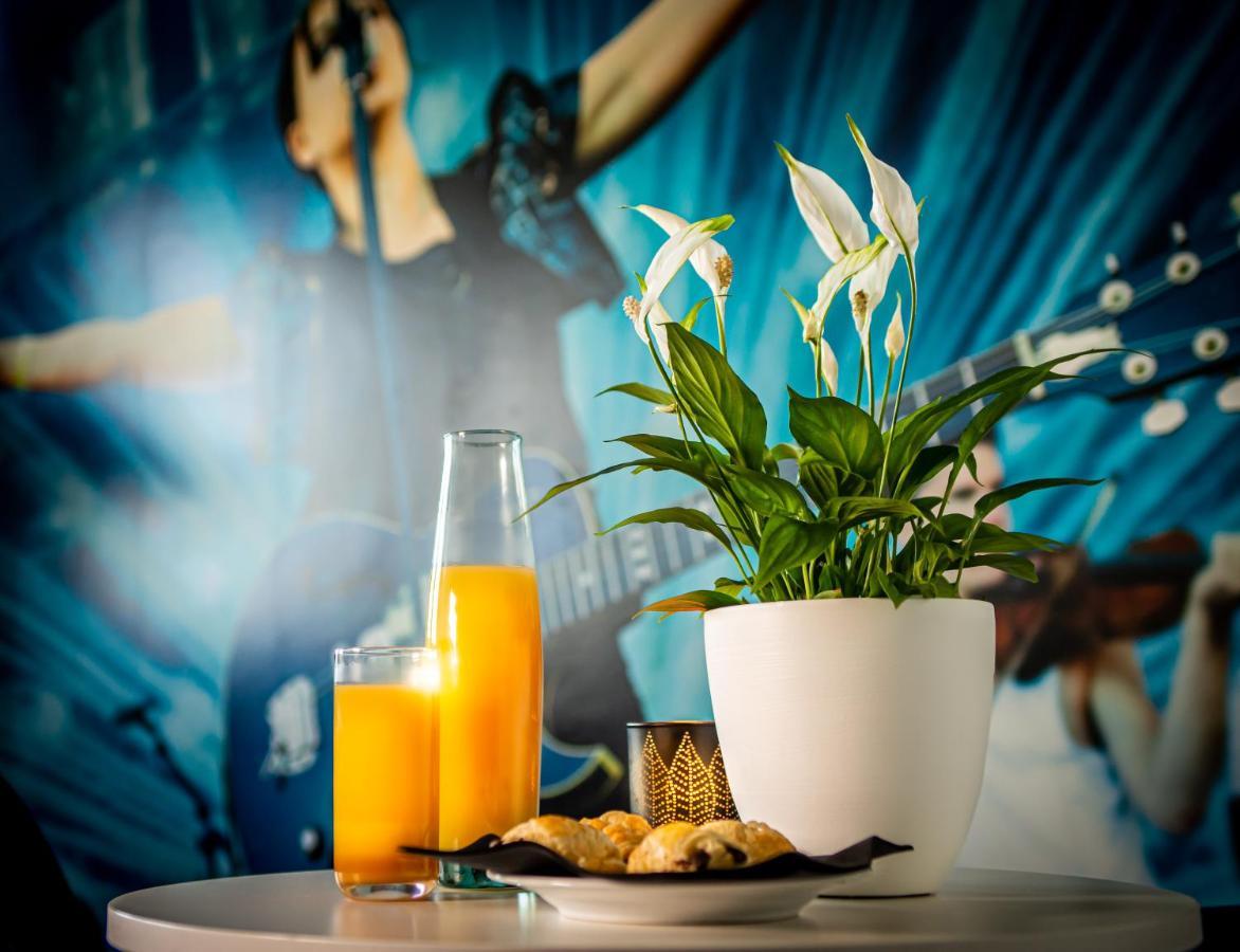Hotell Hulingen Hultsfred Exterior photo